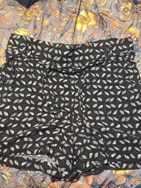 Maurices Black and White Leaf-Print High Waist Shorts